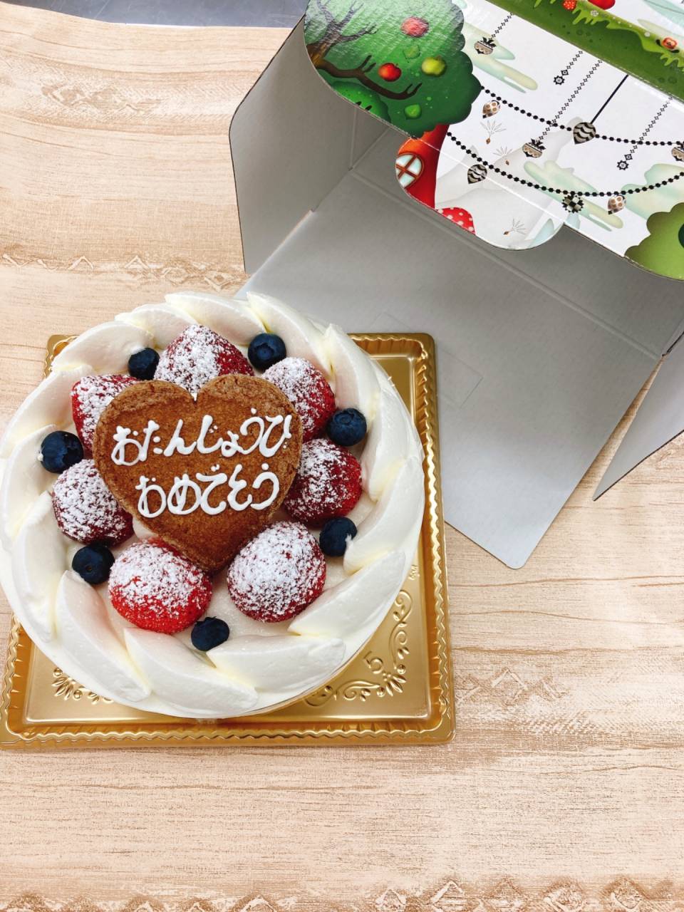 デコレーションケーキ